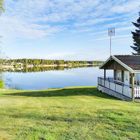 Kristinehamn Herrgårdscamping&Stugor Exterior foto