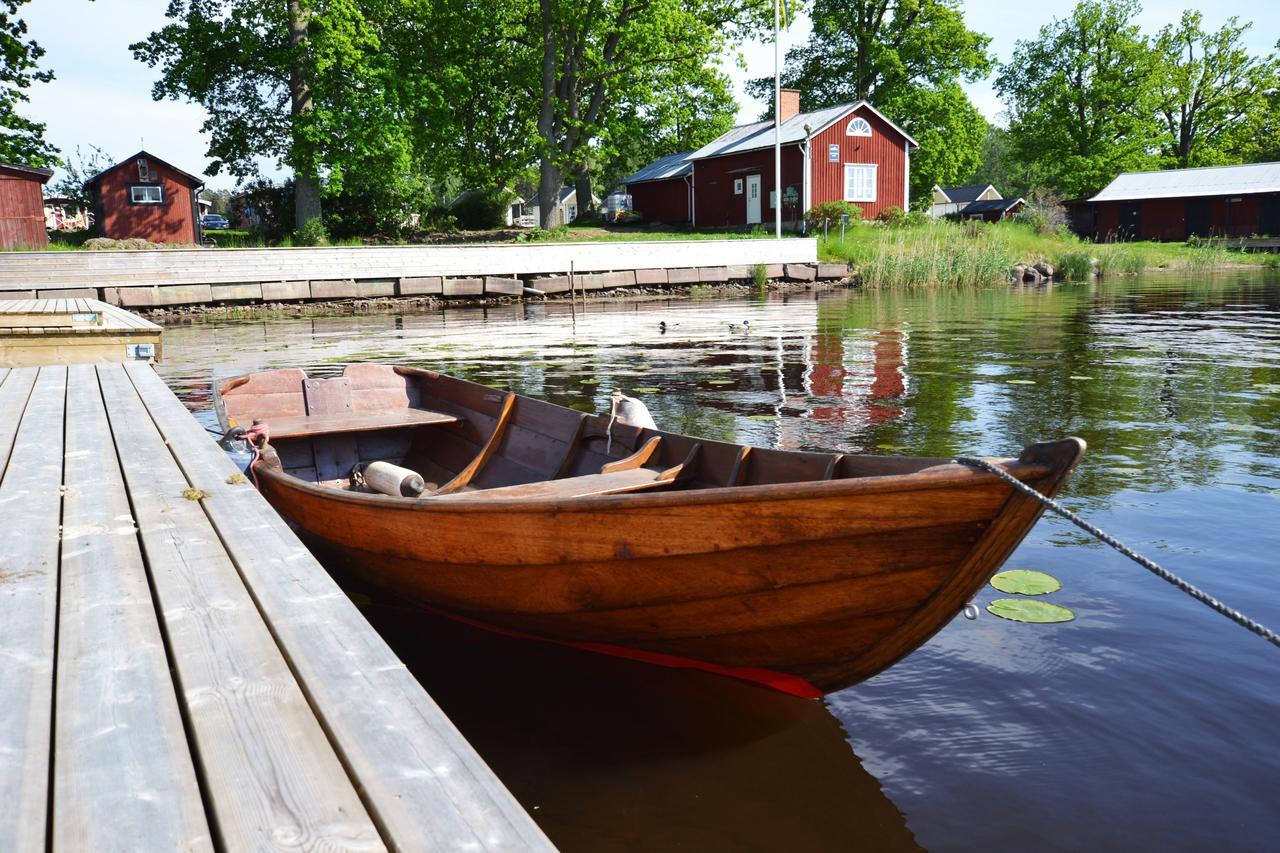 Kristinehamn Herrgårdscamping&Stugor Exterior foto